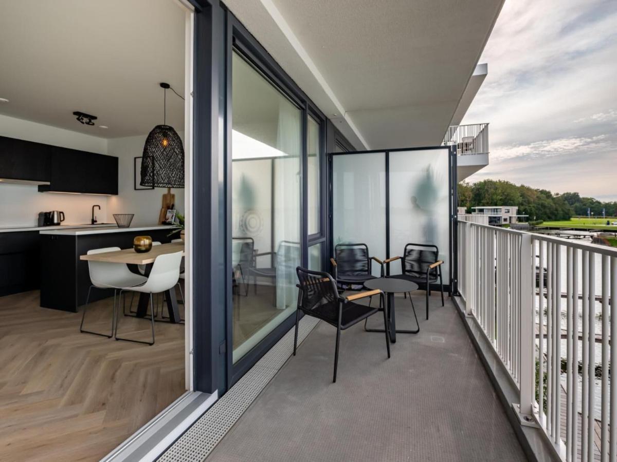 Spacious Waterfront Apartment Arnemuiden Exterior photo