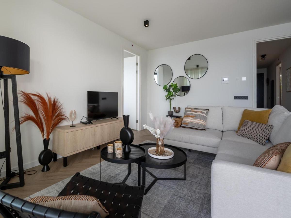 Spacious Waterfront Apartment Arnemuiden Exterior photo